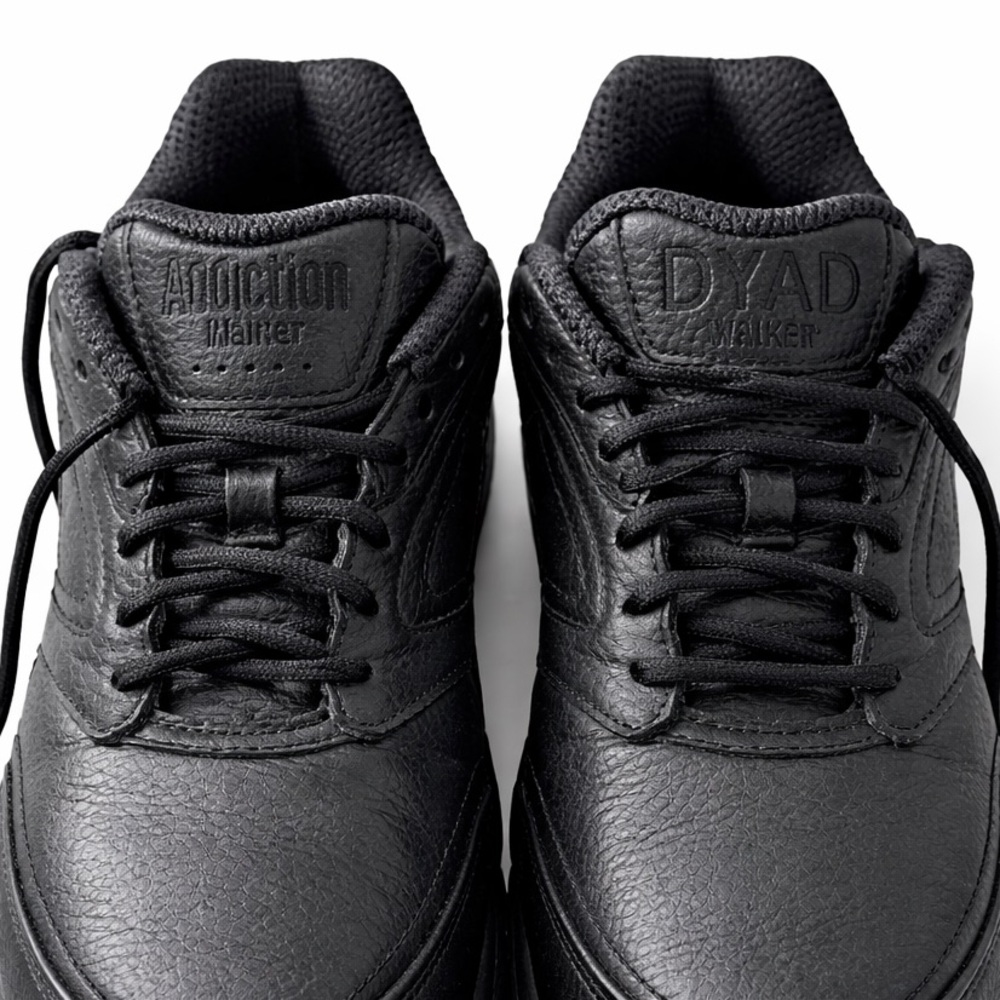 Brooks Dyad Walker Black Leather Shoes 11.5 Wide